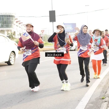 Runner Photo 6030715