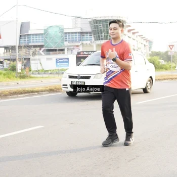 Runner Photo 6030720