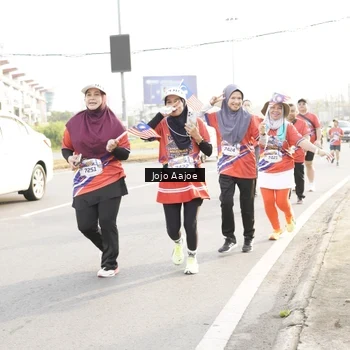 Runner Photo 6030722