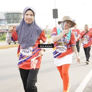 Runner Photo 6030740