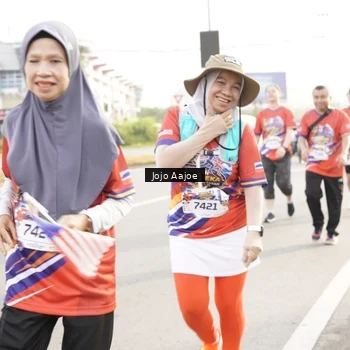 Runner Photo 6030749
