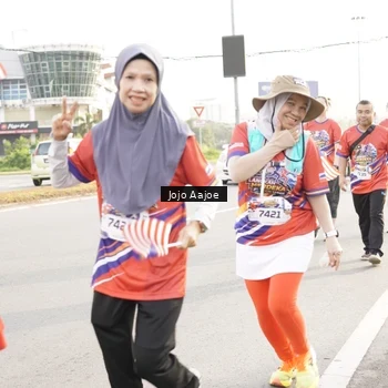 Runner Photo 6030751
