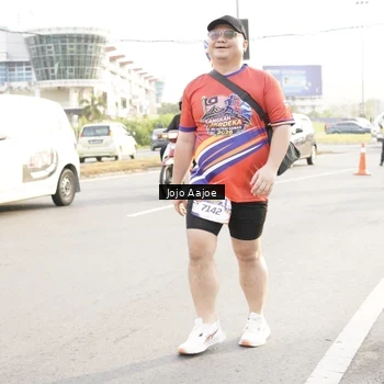 Runner Photo 6030765
