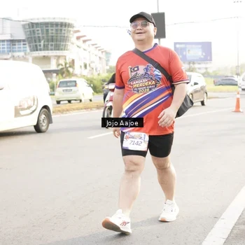 Runner Photo 6030767