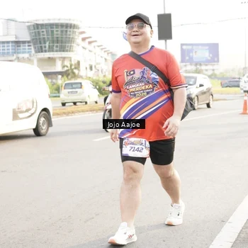 Runner Photo 6030780