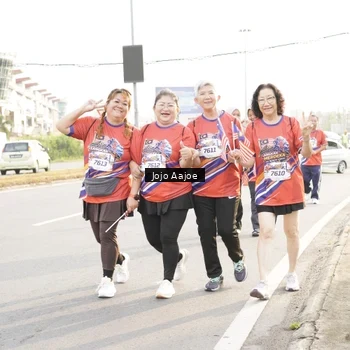Runner Photo 6030791