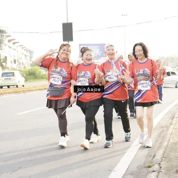Runner Photo 6030793