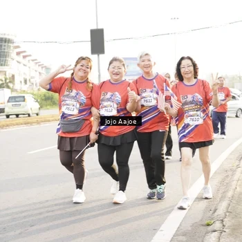 Runner Photo 6030800