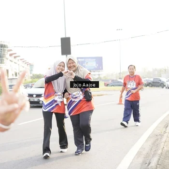 Runner Photo 6030807