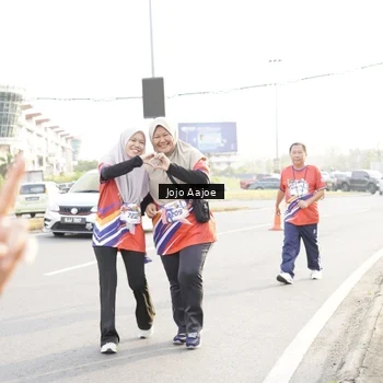 Runner Photo 6030809