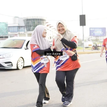 Runner Photo 6030824