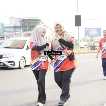 Runner Photo 6030826