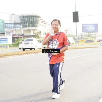 Runner Photo 6030836