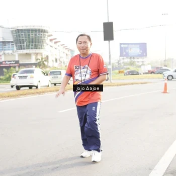 Runner Photo 6030837
