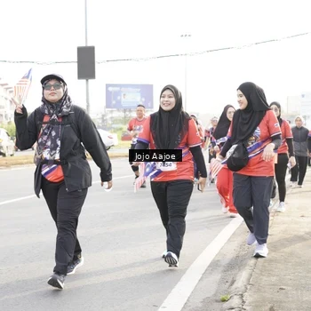 Runner Photo 6030848
