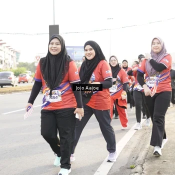 Runner Photo 6030854