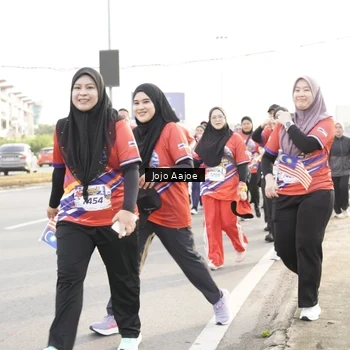 Runner Photo 6030863