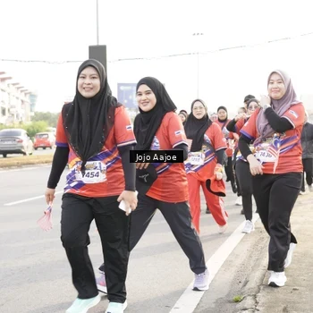 Runner Photo 6030864