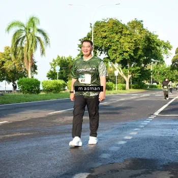 Runner Photo 6030865