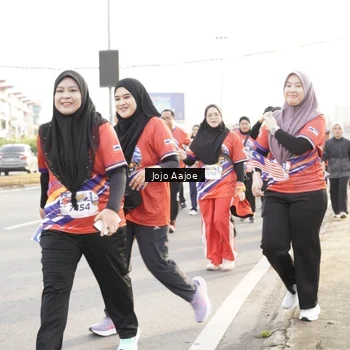 Runner Photo 6030866