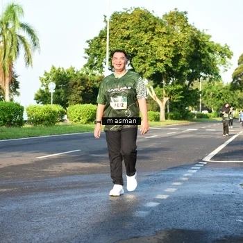 Runner Photo 6030868