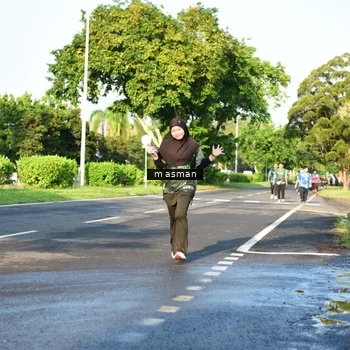 Runner Photo 6030871