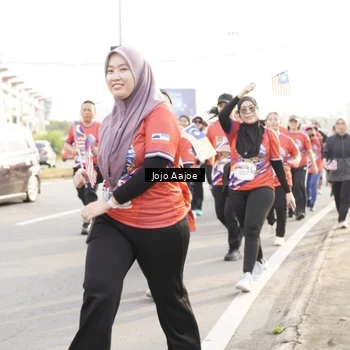 Runner Photo 6030879