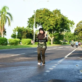 Runner Photo 6030881