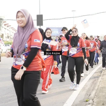 Runner Photo 6030894