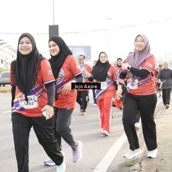 Runner Photo 6030896