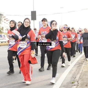 Runner Photo 6030909