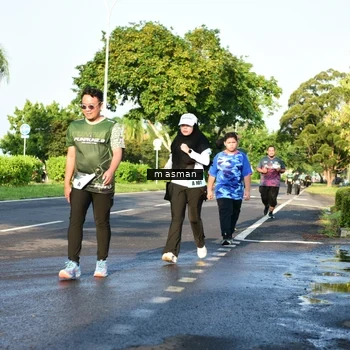Runner Photo 6030915