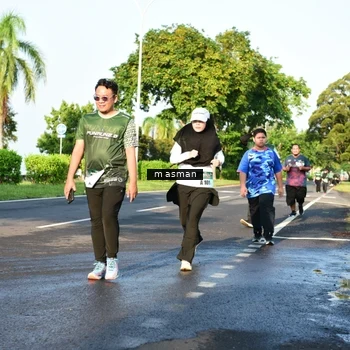 Runner Photo 6030918