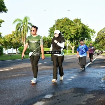 Runner Photo 6030925