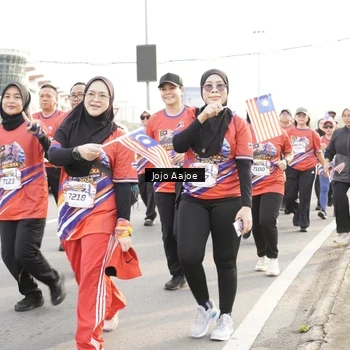Runner Photo 6030926