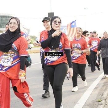 Runner Photo 6030933