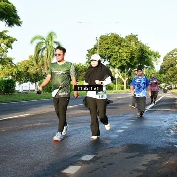 Runner Photo 6030948