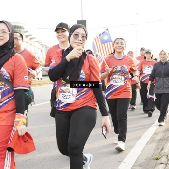 Runner Photo 6030949