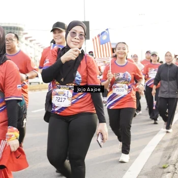 Runner Photo 6030953