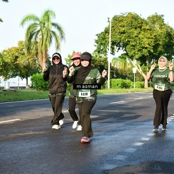 Runner Photo 6030968