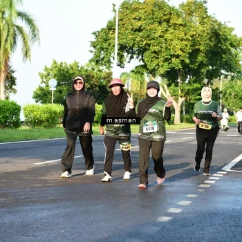 Runner Photo 6030969