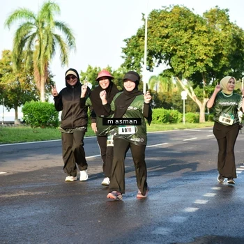 Runner Photo 6030970