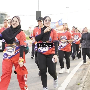 Runner Photo 6030971