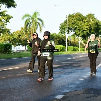 Runner Photo 6030972