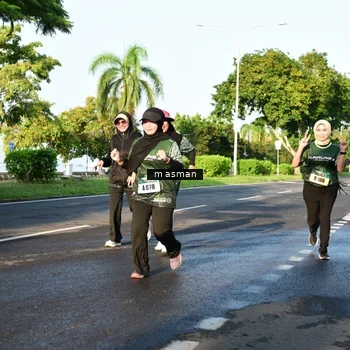 Runner Photo 6030974