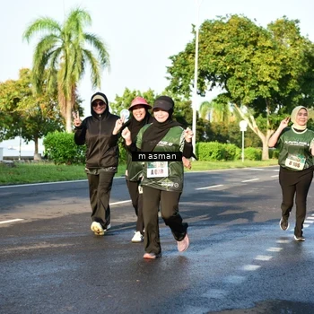 Runner Photo 6030978