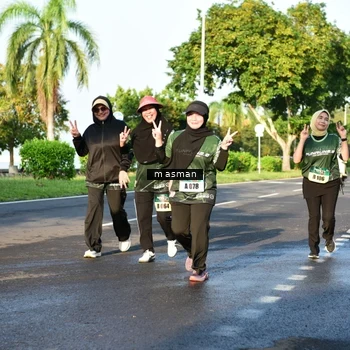 Runner Photo 6030995