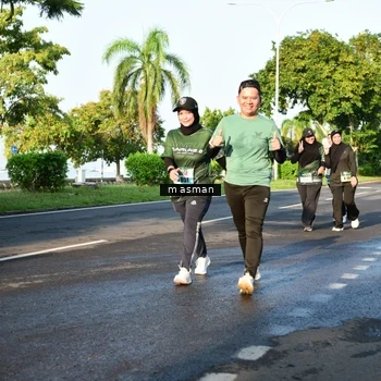Runner Photo 6031008