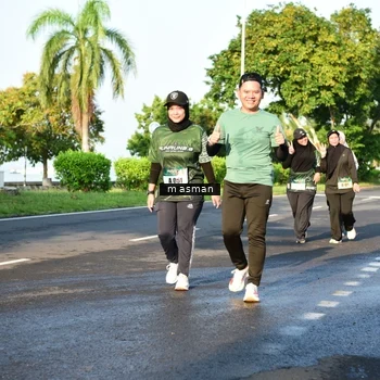 Runner Photo 6031010