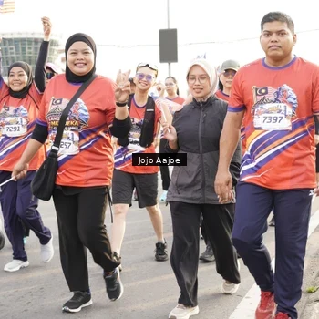 Runner Photo 6031018